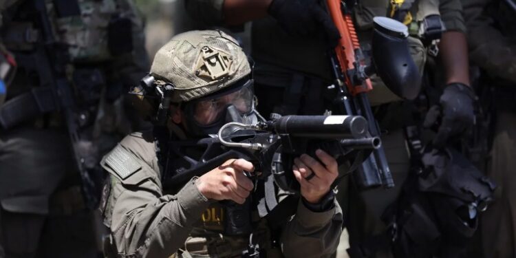 Трамп направив в Лос-Анджелес Національну гвардію, щоб придушити антиміграційні протести