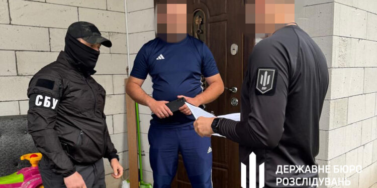 Підготовка вбивства заступника Міністра охорони здоров’я – про підозру повідомлено правоохоронцю зі спільником, які продали закриту інформацію (ФОТО)