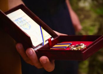 Рідним чотирьох загиблих на фронті поліцейських Миколаївщини вручили державні нагороди (ФОТО)
