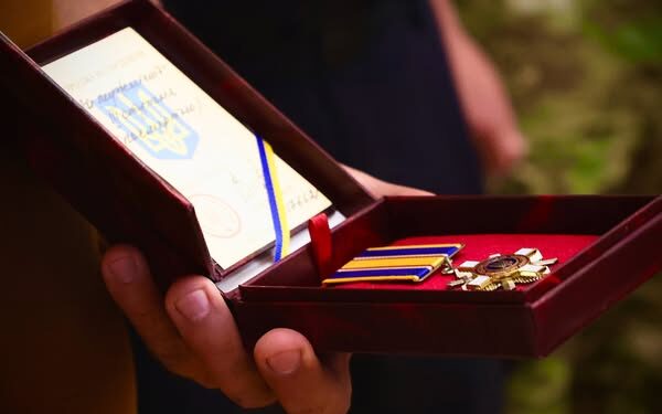 Рідним чотирьох загиблих на фронті поліцейських Миколаївщини вручили державні нагороди (ФОТО)