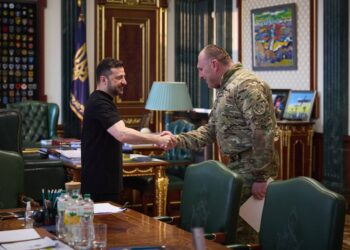 «Це точно буде у підручниках історії» – Зеленський після доповіді Малюка по операції «Павутина» (ФОТО)