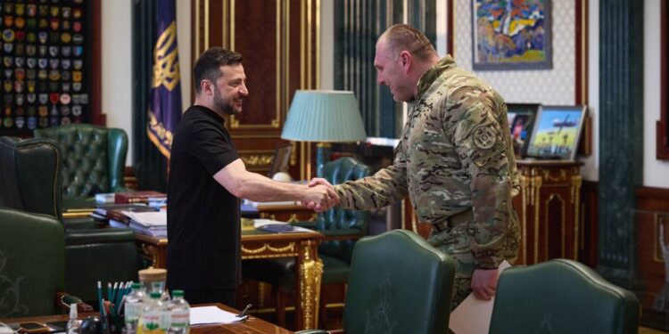 «Це точно буде у підручниках історії» – Зеленський після доповіді Малюка по операції «Павутина» (ФОТО)