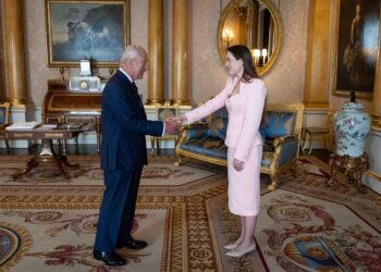 Король Британії Чарльз прийняв українську правозахисницю