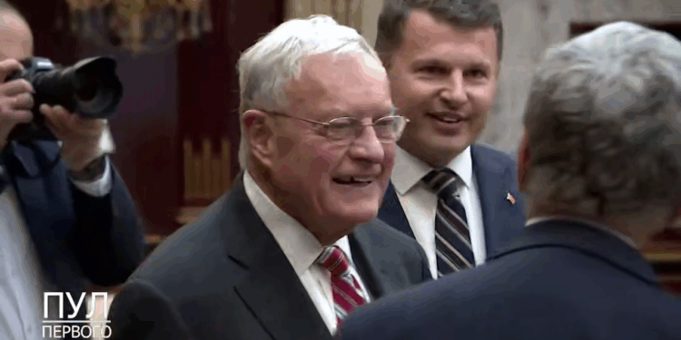 “Какие люди”! Лукашенко у Мінську зустрівся з Кітом Келлогом (ФОТО, ВІДЕО)