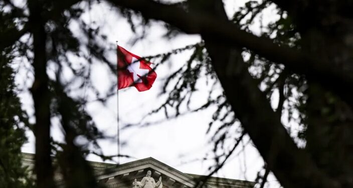 Блокування швейцарських рахунків, пов’язаних з Януковичем, залишається чинним