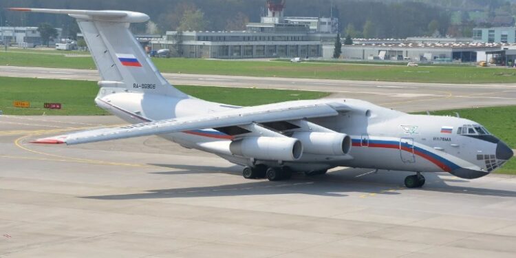 У Білорусі спостерігається надзвичайна активність російської військової авіації – ЗМІ