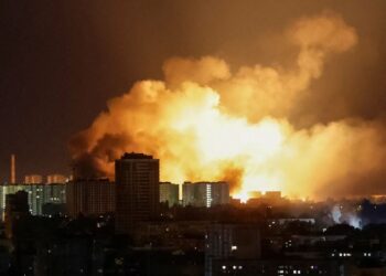 Київ під масованою атакою росіян – відомо про 16 постраждалих та померлого громадянина США