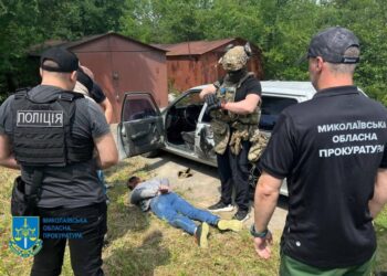 На Миколаївщині взяли групу психотропників – продавали через закладки і в “зону” (ФОТО)