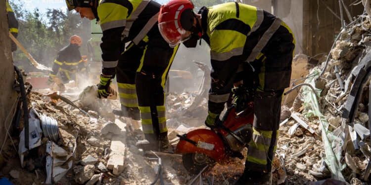 Кількість загиблих внаслідок вчорашньої атаки росіян на Київ збільшилась до 28-ми