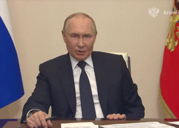 Заговорив, але не про літаки. Путін звинуватив українців в тероризмі і зриві перемовин