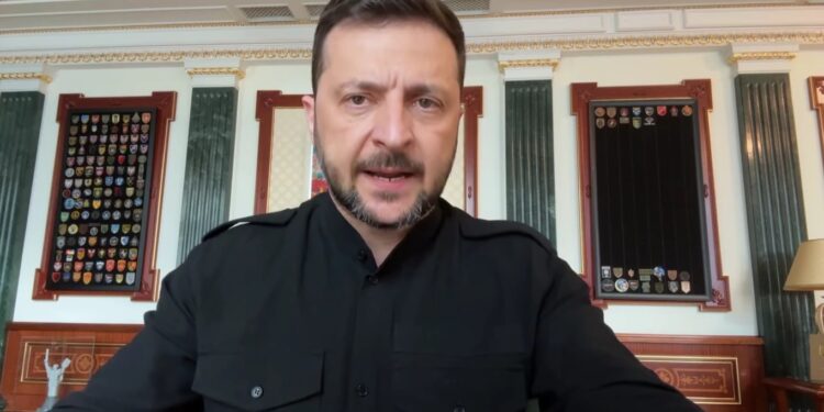 «Єдине, що путін і його росія вміють робити справді якісно, – вбивати та руйнувати», – звернення Зеленського (ВІДЕО)