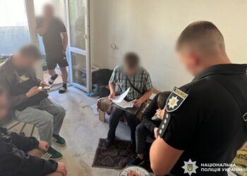 У Львові керівник благодійного фонду привласнював кошти військових та волонтерів – майже 1,3 млн.грн. (ФОТО)