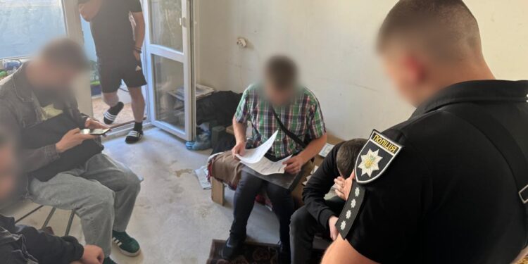 У Львові керівник благодійного фонду привласнював кошти військових та волонтерів – майже 1,3 млн.грн. (ФОТО)