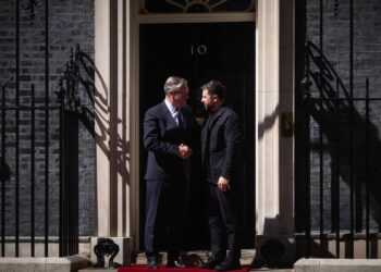 Президент України Володимир Зеленський зустрівся з прем’єром Британії Кіром Стармером (ФОТО)