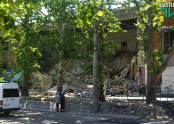 У Миколаєві обвалилась частина будівлі «Дормашини» на пр.Центральному (ВІДЕО)
