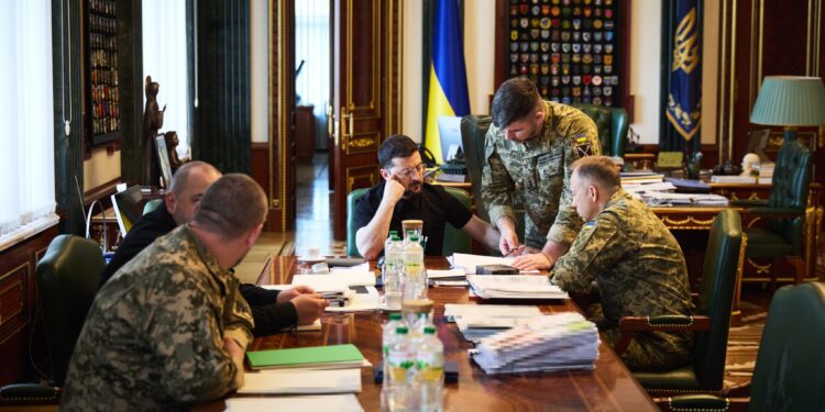 На Сумщині завдання виконали, на Покровському напрямку велика концентрація ворога, – Зеленський