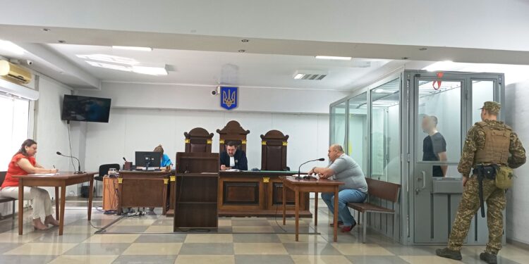 У Миколаєві розпочався суд над експоліцейським, який вбив колишнього чоловіка своєї співмешканки (ФОТО)