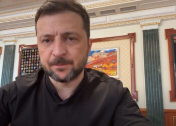 «Росія повинна реально відчувати, що війна гірше, ніж мир» – звернення Зеленського (ВІДЕО)