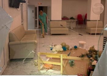 Вночі в Одесі дрон поцілив у пологовий будинок і в станцію “швидкої” (ФОТО, ВІДЕО)