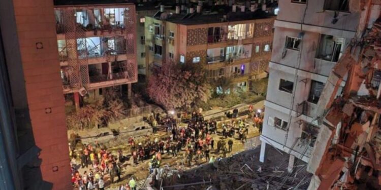 Іран атакував цивільні об’єкти в Ізраїлі, Ізраїль закликав США приєднатися до війни (ФОТО, ВІДЕО)