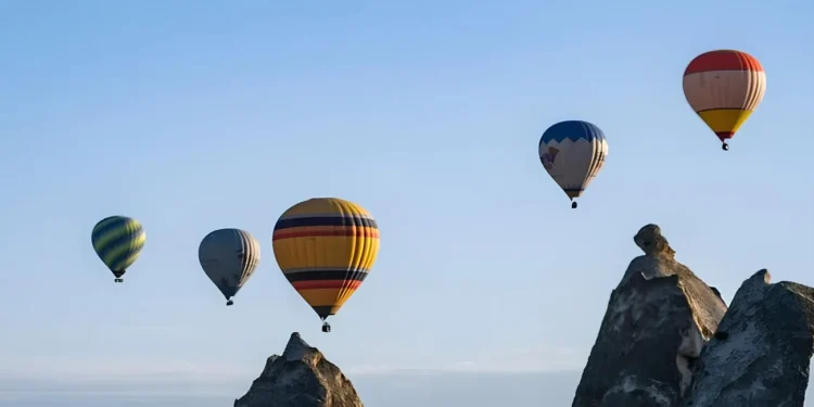 Трагедія у Туреччині: розбилися дві повітряні кулі, є загиблий і десятки поранених