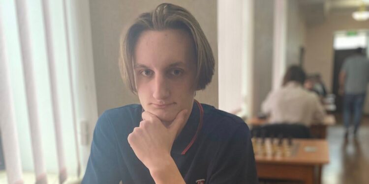 Перемога в шаховому бліц-турнірі в Миколаєві була за Артемом Беріним (ФОТО)