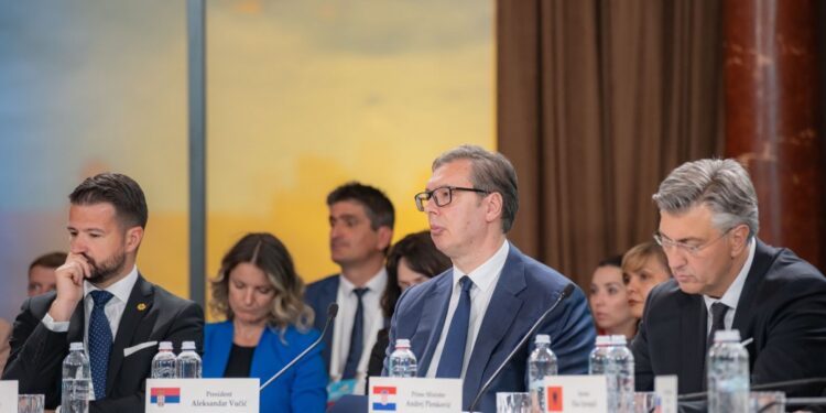 “Мир настане з обмеженням цін на нафту у $30”, – Зеленський на саміті Україна – Південно-Східна Європа (ФОТО)