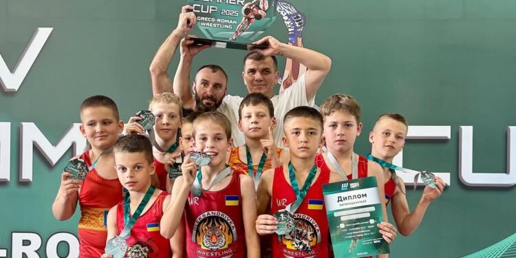 Збірна Миколаївської області – чемпіони KYIV SUMMER CUP 2025 з греко-римської боротьби (ФОТО)