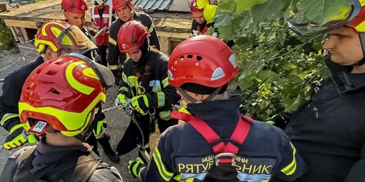 Українські рятувальники взяли участь у міжнародних навчаннях з ліквідації наслідків землетрусу та ядерної аварії в Румунії (ФОТО, ВІДЕО)