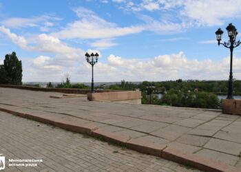 У Миколаєві відремонтують покриття Верхньої Набережної (ФОТО)