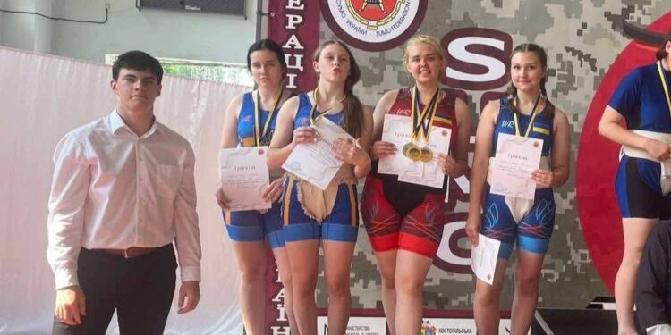 Миколаївські спортсмени вибороли призові місця на чемпіонаті України з сумо (ФОТО)