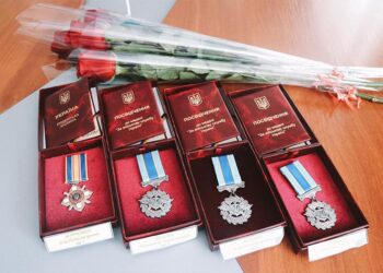 Рідним чотирьох загиблих на фронті нацгвардійців Миколаївщини передали державні нагороди (ФОТО)