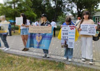 У Миколаєві знов звучать голоси полонених та зниклих безвісти (ФОТО)