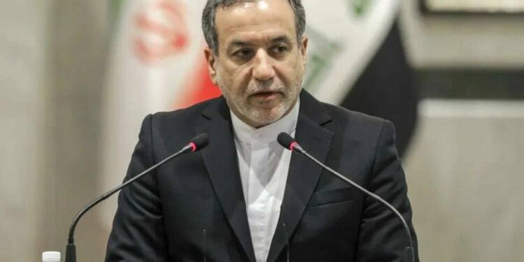 Іран готовий відмовитися від ядерної зброї, якщо Ізраїль припинить обстріли. Але це не точно