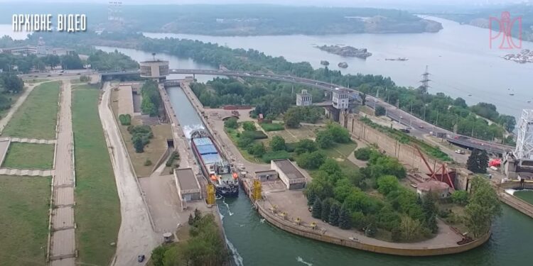 На місці Каховського водосховища відновлюється Великий Луг і росте дивний ліс. Що там буде далі (ВІДЕО)