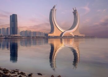 Катар закрив свій повітряний простір в очікуванні відповіді Ірану