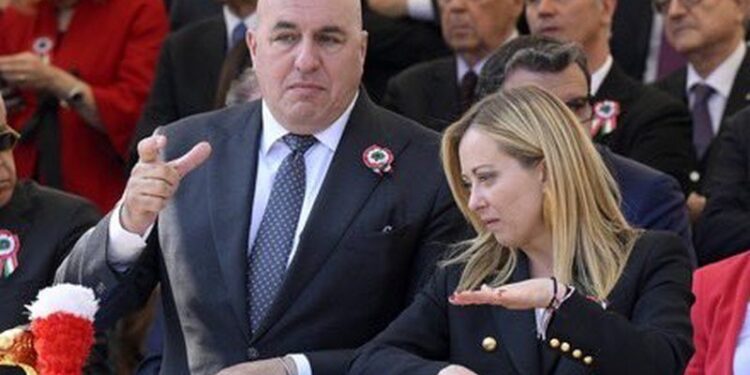 Міністр оборони Італії заявив, що НАТО морально мертве. Як і ООН