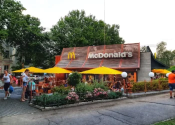 російські пропагандисти вчепилися в миколаївський McDonald’s. Що треба?