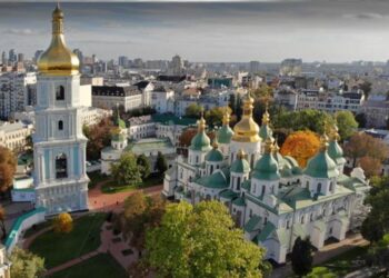 Під час нічної атаки ворог пошкодив Софію Київську та Одеську кіностудію (ФОТО)