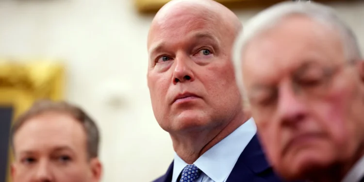 Посол США при НАТО вважає, що треба притягнути Китай до відповідальності за війну в Україні