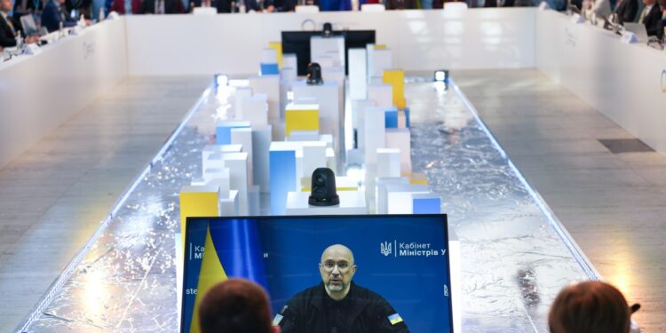 На відбудову України потрібен $1 трлн. і 14 років, – Шмигаль (ФОТО)