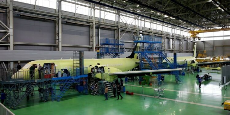 Вночі дрони атакували авіазавод у Підмосков’ї – там модернізують МіГи (ВІДЕО)