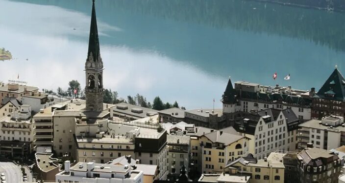 Швейцарське місто Санкт-Моріц запатентувало літо як торгову марку