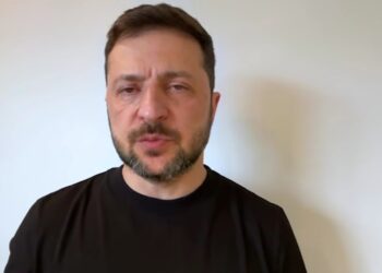 «Умєров пропонував росіянам зустріч на наступному тижні. Російській стороні треба перестати ховатися від рішень»  – Зеленський (ВІДЕО)