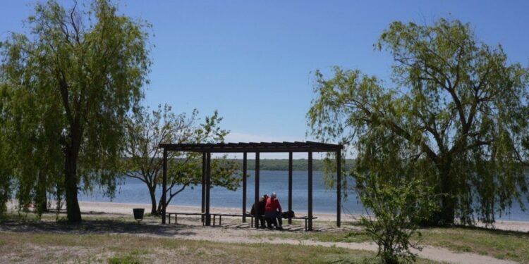 У Миколаєві тільки на пляжі «Чайка» показники кишкової палички зашкалювали