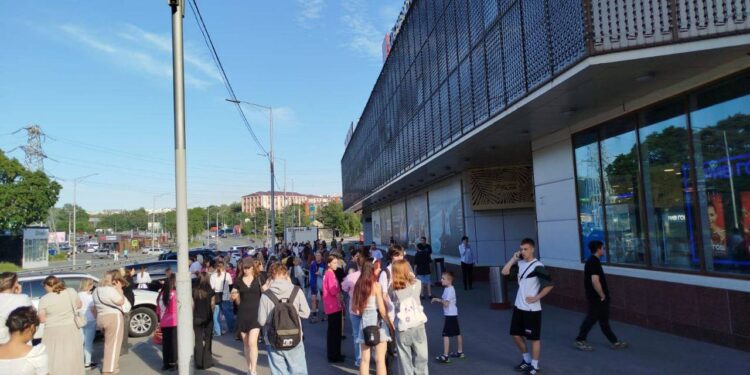 У РФ землетрус більше 7 балів (ВІДЕО)