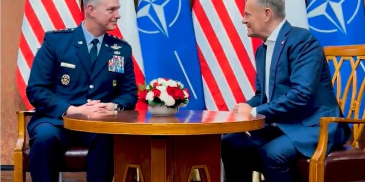 Туск з посиланням на НАТО повідомив, що РФ буде готова до зіткнення вже у 2027-му (ВІДЕО)