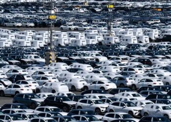 Євросоюз підтвердив скасування мит на автомобілі з США