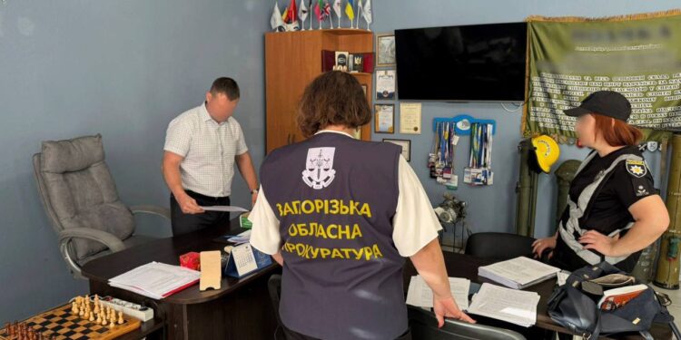 Понад 20 посадовців, підрядників та депутатів із Запоріжжя підозрюються в махінаціях із бюджетами