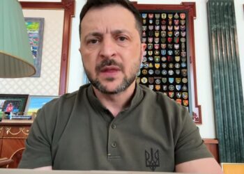 Наші воїни тримають Покровськ, російські вкиди про Часів Яр – це дезінформація, – звернення Зеленського (ВІДЕО)